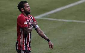 O título inicial da trama seria favela chic, porém como o título de sua antecessora fazia menção ao morro da babilônia, comunidade carioca, e a trama das 19 horas, i love paraisópolis, a comunidade homônima de são paulo, o título foi alterado para a regra do jogo, após recomendações que visavam evitar a repetição do termo favela. Sporting Cristal X Sao Paulo Ao Vivo Onde Assistir A Libertadores Na Tv E Online Noticias Da Tv