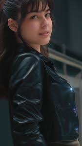 Lou Gilliam's Instagram, Twitter & Facebook