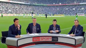 Sky sports euro 2020 podcast @gnev2 tells the sky sports football euros podcast how he. Sky Sender Zieht Moderatoren Aus Bundesliga Stadien Ab Und Erntet Shitstorm Stern De