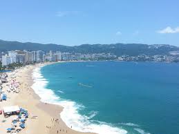 Las enormes cantidades de gases así producidos se añaden a los que se liberan de forma natural en la atmósfera, aumentando el efecto. Clima En Acapulco Guerrero Temporada De Lluvias Y Verano Travel Report