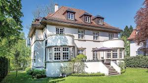 Reprasentative Villa In Bestlage Mit Traumhaftem Garten Munchen Nymphenbur In 2020 1930s House Renovation House Exterior Architecture House