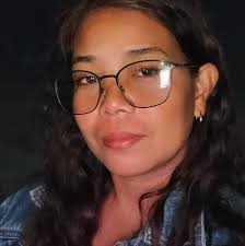 HINDI NAMAN TAYO KASAL Hi Kami, May dalawa na akong anak. Puro lalaki.  Pitong taon na kmi nagsasama ng ka live -in ko. Mahal ko sya oo, ramdam na  ramdam ko yun