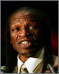 FLOYD MAYWEATHER SR. SAYS PUPIL TONY HANSHAW WILL KO AND RETIRE LEGEND ROY  JONES JULY 14!|| FIGHTHYPE.COM