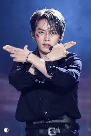 Lee know'nun çin burcu, lee know'nun ideal kadın tipi, mottosu, fiziksel özellikleri, rol modeli, en sevdiği şeyler gibi birçok detayı senin için derledik. Lee Know Pics On Twitter Lee Know Lee Know Stray Kids Lee Min Ho