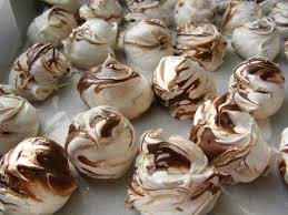Meringues Marbrees Au Chocolat Meringue Chocolat Pate Sablee Facile Meringue