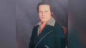 He is an actor, known for mares de pasión (1961) and cumbia (1973). F1rqvguloi Dhm