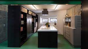 Rua joao branco, 2615 alverca. Ottotto Remodels Portuguese Home With Panels Of Green Metal Mesh