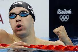 Ryan Murphy sweeps the backstroke in Rio with gold medal in 200-meter event 