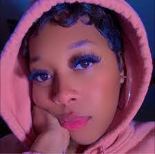 Ebony Grady's Instagram, Twitter & Facebook