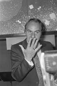 Het gala wordt georganiseerd door de televisiegids televizier en op tv uitgezonden door de avrotros (tot 2013 door de avro). Gouden Televizier Ring Gala Wikipedia