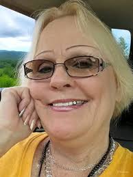 Lovely first day of the year and a lovely lady is having a birthday!  Celebrating her latest rotation around the Sun Terri L-Dot Cooper! Enjoy  your day, sis!