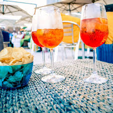Le Spritz Fait Maison En Video Recette Spritz Recettes De Boissons Recette