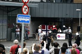 Vi er ikke uforberedt dersom det skulle bli. Nyheter Politi Politiets Egne Gjerder Ble Brukt Mot Dem Under Demonstrasjon I Oslo