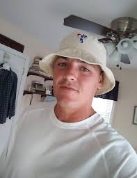 Looking for some help. My cousin Mike stays in Kensington, looking to see  if anyone has seen him recently. He was in ICU months ago, when discharged  he went back to the