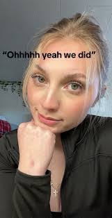 Lindsey Shuck's Instagram, Twitter & Facebook