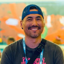 Ok! I gotta ask. Does any restaurants make Oxtails here? Good Oxtails!!