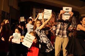 Crazytown is the first image given in the musical exhibition 35mm. Art Begat Art The Story Of Ryan Scott Oliver S 35mm A Musical Exhibition Is Locked Art Begat Art The Story Of Ryan Scott Oliver S 35mm A Musical Exhibition Breaking Character