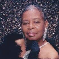 Barbara Mayes's Instagram, Twitter & Facebook