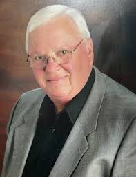 Carl L. Jones passed away peacefully May 19, 2022 at the age of 98. Carl  was born February 28, 1924 to Travis and Laura Hogan. He was the youngest  of fourteen children.