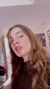 Daria Frey's Instagram, Twitter & Facebook