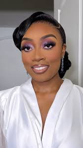 My bride this weekend had room to play with colour! She was dazzling in her  traditional look! 🦚💙💜, Hair by @bossyhair.molly , Makeup by @afia_beauty  , Kente Dress by @modabertha , Wedding coordination ...