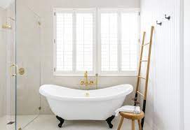 When it comes to bathroom decoration ideas, most people are confused to choose to have a tub or a shower in the bathroom.but why choose one when you can have both? 15 Beautiful Small Bathroom Designs