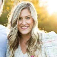 Jolyn Tan's Instagram, Twitter & Facebook