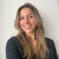 Madeline Drew's Instagram, Twitter & Facebook