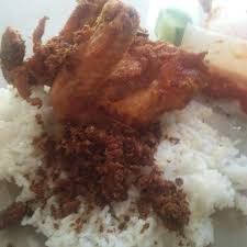 Lalu, kukus nasi sekitar 15 hingga 30 menit tergantung pada porsi nasi yang ditanak dan nasi pun. Nasi Kukus Pok Yah Home Facebook