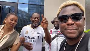 Je ne connais que 3 madrilènes sur ma page… Le 4ème qui se présentera  n'entrera pas à mon spectacle…