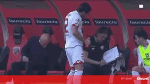 We would like to show you a description here but the site won't allow us. Jogador Do Mainz Sentiu Necessidade De Refrescar Aquela Parte Videos Jornal Record