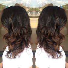 The Orlando Salon On Instagram No More Blonde Added A Deeper Base With Soft Sun Kissed Caramels Paulmitchel Brown Hair Carmel Highlights Carmel Hair Hair