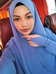 Maybe you would like to learn more about one of these? Neelofa On Twitter Put Allah First And You Will Never Be Last Goodnight In Case You Re Wondering I M Wearing Maryam Khimar By Naelofar Https T Co Hfiju16xnt
