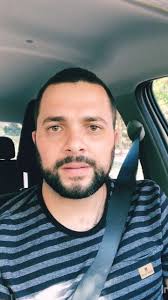 Pense, reflita e ore, Deus nos conhece...