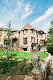 Turner Wedding Castle Falls Venue In Oklahoma Tulsa Wedding Venues Oklahoma Wedding Venues City Wedding Venues
