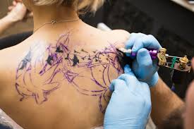 Kateřina kaira hrachovcová si zamilovala tetování. Vite Jak Pecovat O Cerstve Tetovani Radi Vam Poradime Lekarna Cz