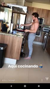 Just as saunders looked to be gaining a footing, the mexican found a shot which caused an instant swelling over the british fighter's. Saul Alvarez S Feet Wikifeet Men