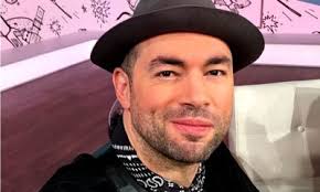 Santiago Cruz Archives