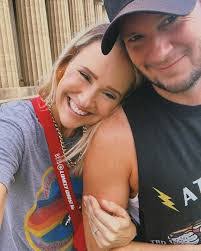 Debbie Crump's Instagram, Twitter & Facebook