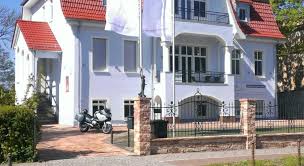 Bis zu fünf ausstellungen pro jahr finden ihren weg in das haus am waldsee. Haus Am See Berlin Deutschland Preise 2020 Agoda