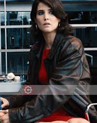 Jacoba francisca maria cobie smulders (born april 3, 1982 in vancouver, british columbia) is a canadian actress best known for playing robin scherbatsky on the hit sitcom how i met your mother and s.h.i.e.l.d. Maria Hill Wearing Steve S Jacket Cobie Smulders Jacket