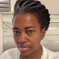 Antoinette Artis's Instagram, Twitter & Facebook