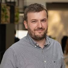 Liset Vazquez's Instagram, Twitter & Facebook