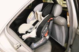 Disini anda dapat menyewa car seats untuk bayi dengan harga yang terjangkau, namun tentunya dengan kualitas no.1. Rekomendasi Infant Carrier Untuk Traveling Bersama Bayi