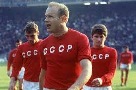 Игорь стрельцов, людмила стрельцова суд признал футболиста виновным и приговорил к 12 годам лишения свободы. Sovetskij Futbolist Eduard Strelcov Serial Film 13 Avgusta 2020 Goda Nizhegorodskaya Pravda