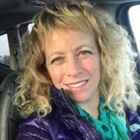 Roxanne Briggs's Instagram, Twitter & Facebook