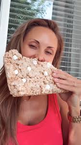 Fit Girl Confessional:, Discipline is everything. So I’m only having one  square of dessert. A very generous square. 🍰🧁🍪, #fitness #fitmoms  desserts healthy