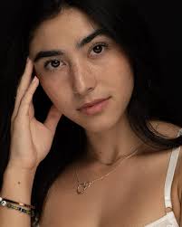 Alysa Editor/Photographer