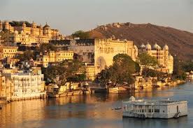 Explore Best Places To Visit In December 2019 In India To Enjoy New Year Celebrations Check Out In 2020 Holiday Destinations In India Underrated Destinations Udaipur