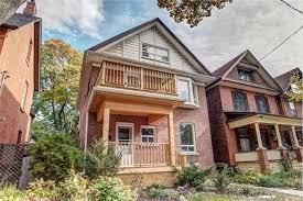 Roncesvalles avenue, which bisects the neighbourhood, is filled with chic boutiques, hip coffee spots, and even a sangria lounge fit for a girls' night. 279 Pacific Avenue Toronto Zolo Ca